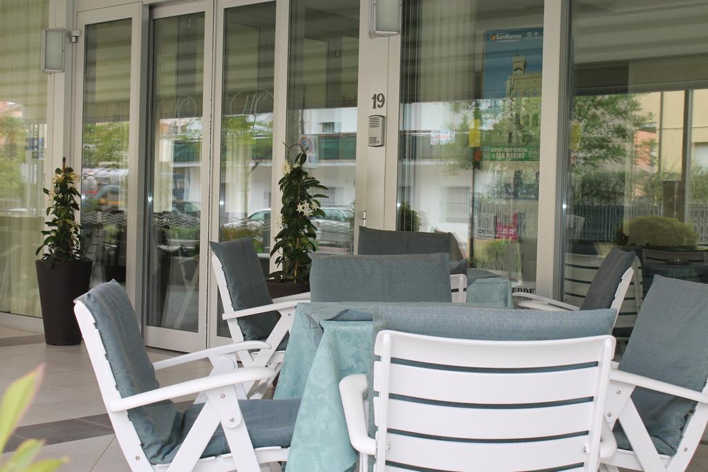 Hotel Costanza Чезенатико Екстериор снимка